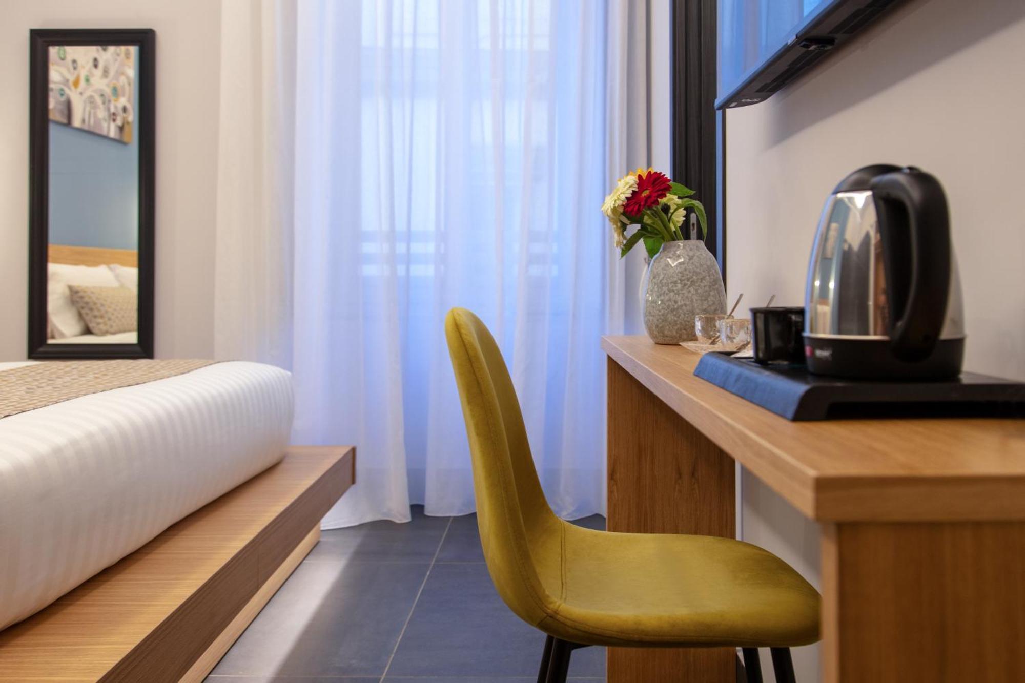 Main - Duomo Hotel Napoli Ngoại thất bức ảnh