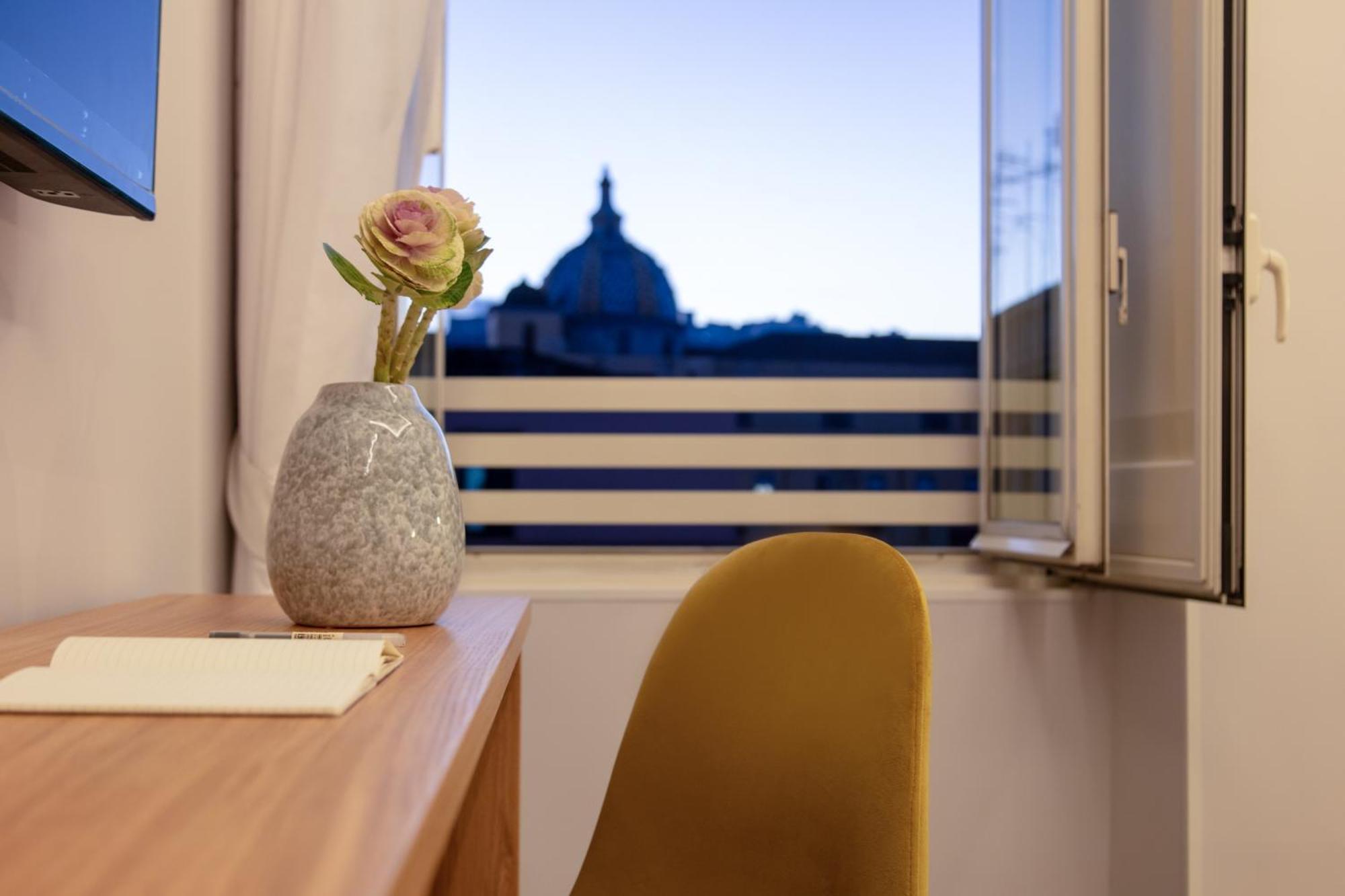 Main - Duomo Hotel Napoli Ngoại thất bức ảnh