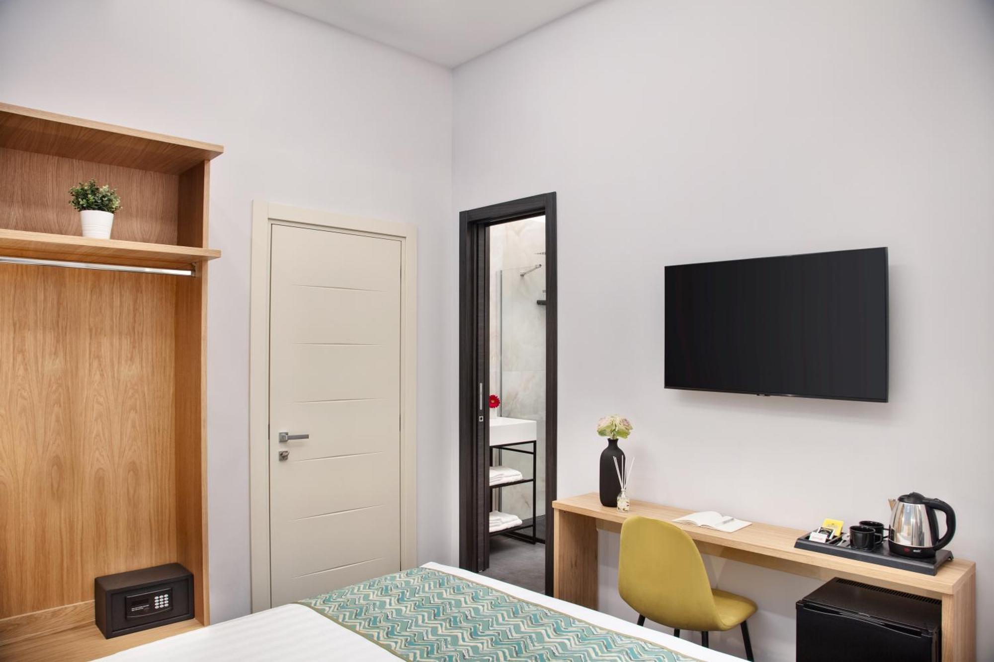 Main - Duomo Hotel Napoli Ngoại thất bức ảnh