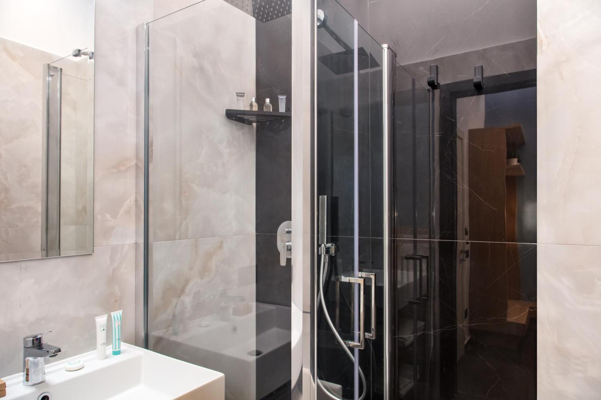 Main - Duomo Hotel Napoli Ngoại thất bức ảnh