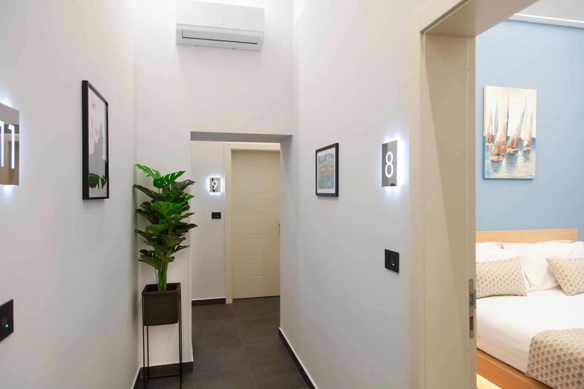 Main - Duomo Hotel Napoli Ngoại thất bức ảnh